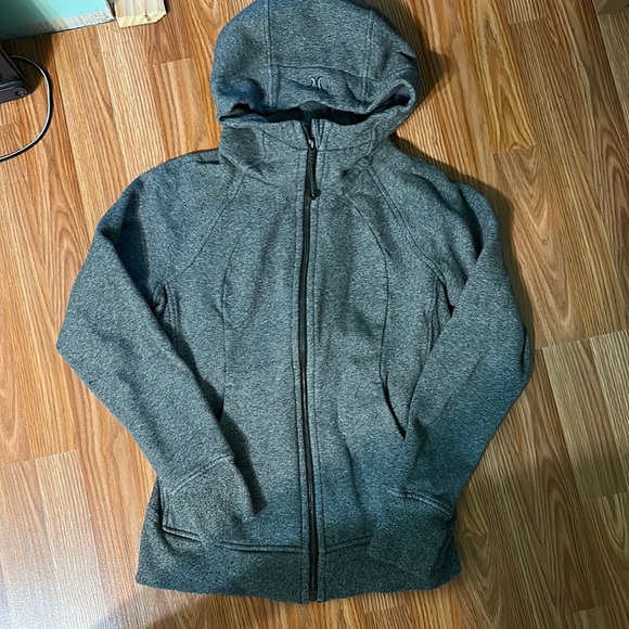 lululemon athletica Tops - Lululemon Scuba Size 8